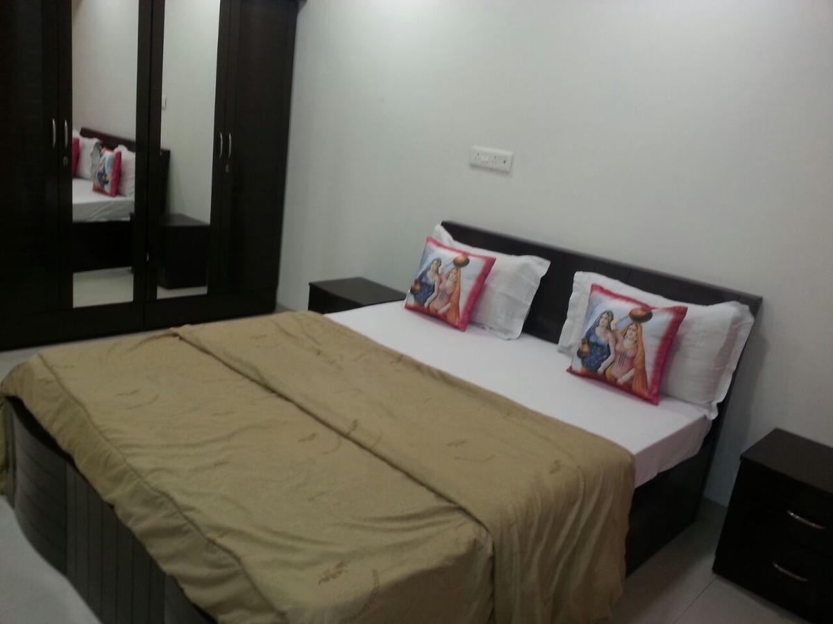 Arista Service Apartments Andheri ムンバイ エクステリア 写真